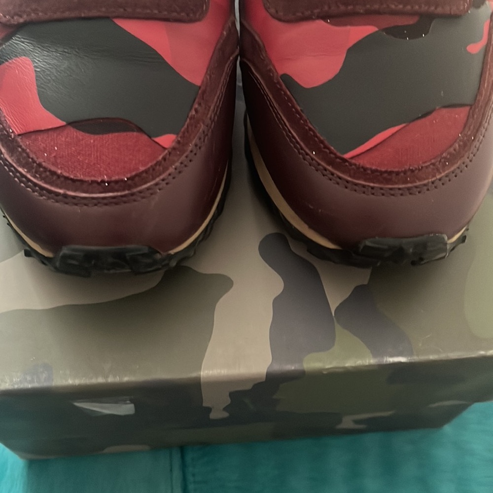 Valentino Sneakers - Picture 4 of 14